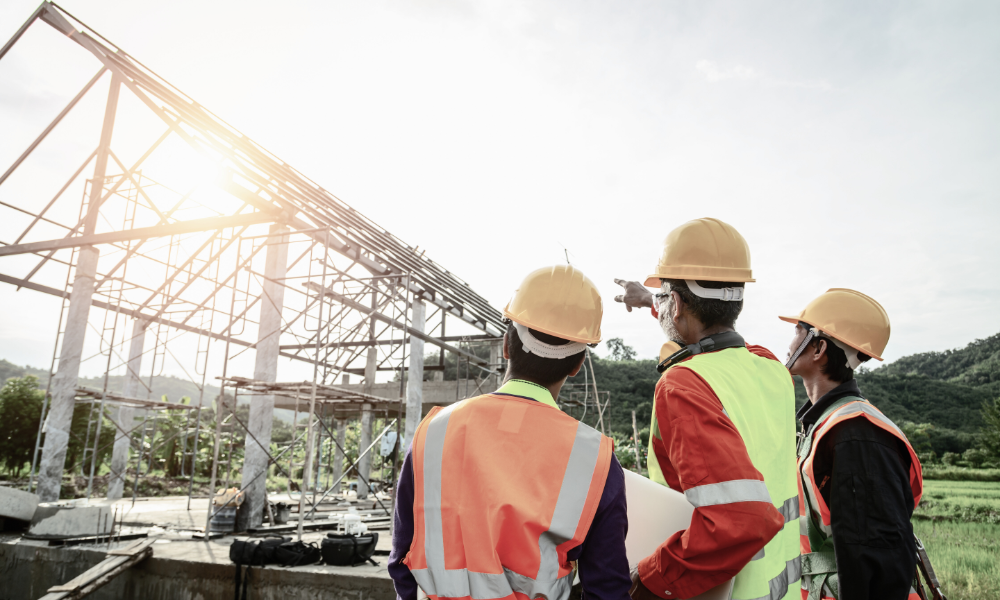 Azure Files architecture showing on-prem cache and cloud sync