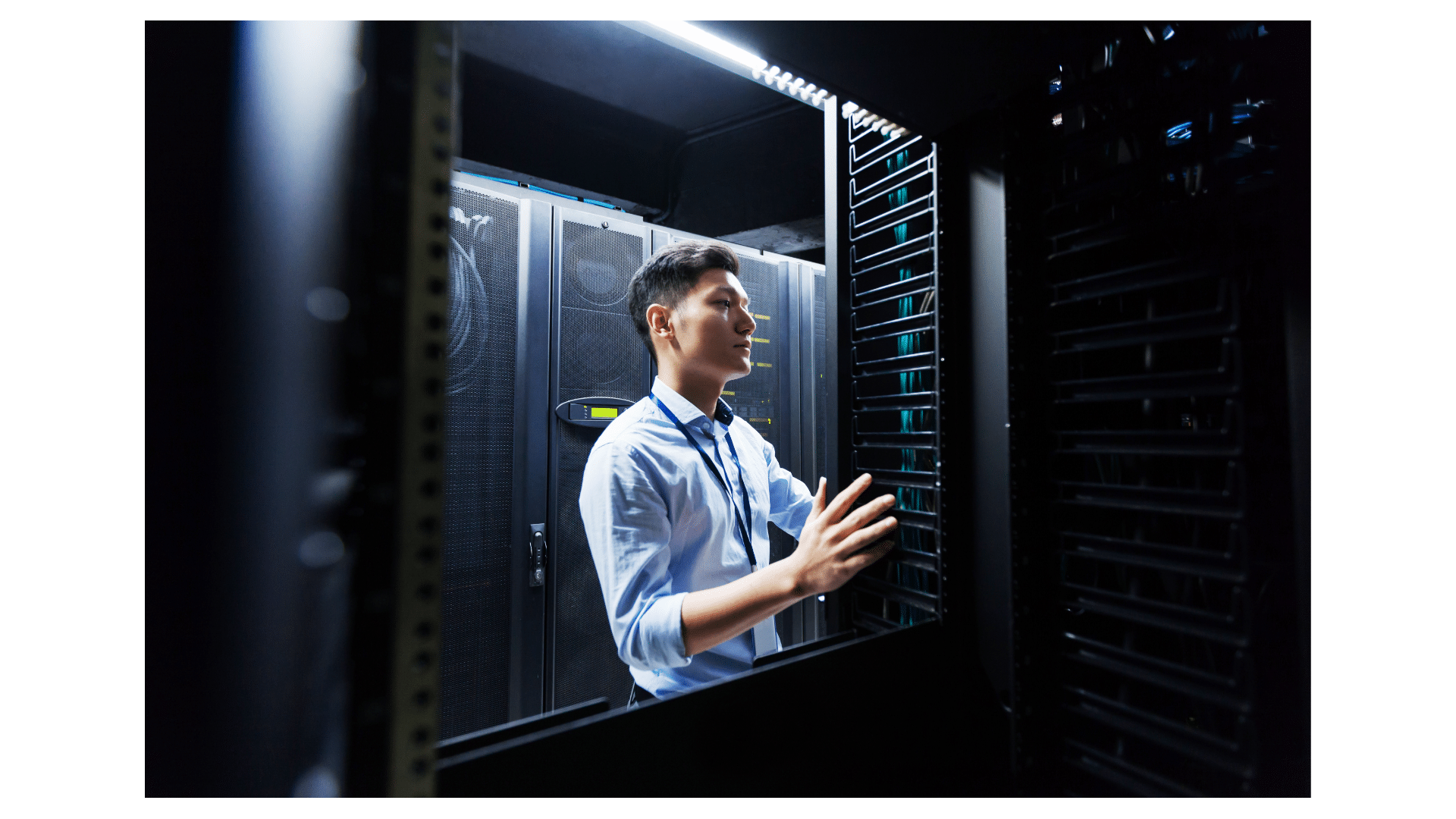 Eine Übersicht über verschiedene Server-Speicherlösungen mit Hervorhebung ihrer Funktionen und Vorteile.